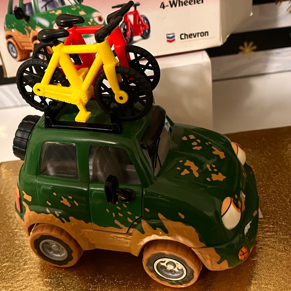 Chevron Car - Picture 6 of 7